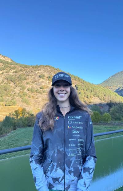 Carla Mijares_esquiadora